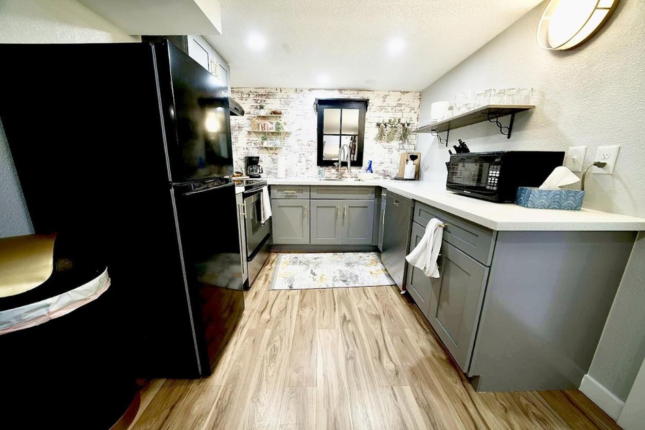 Monteith Hideaway In Downtown Monteith District Villa อัลบานี ภายนอก รูปภาพ