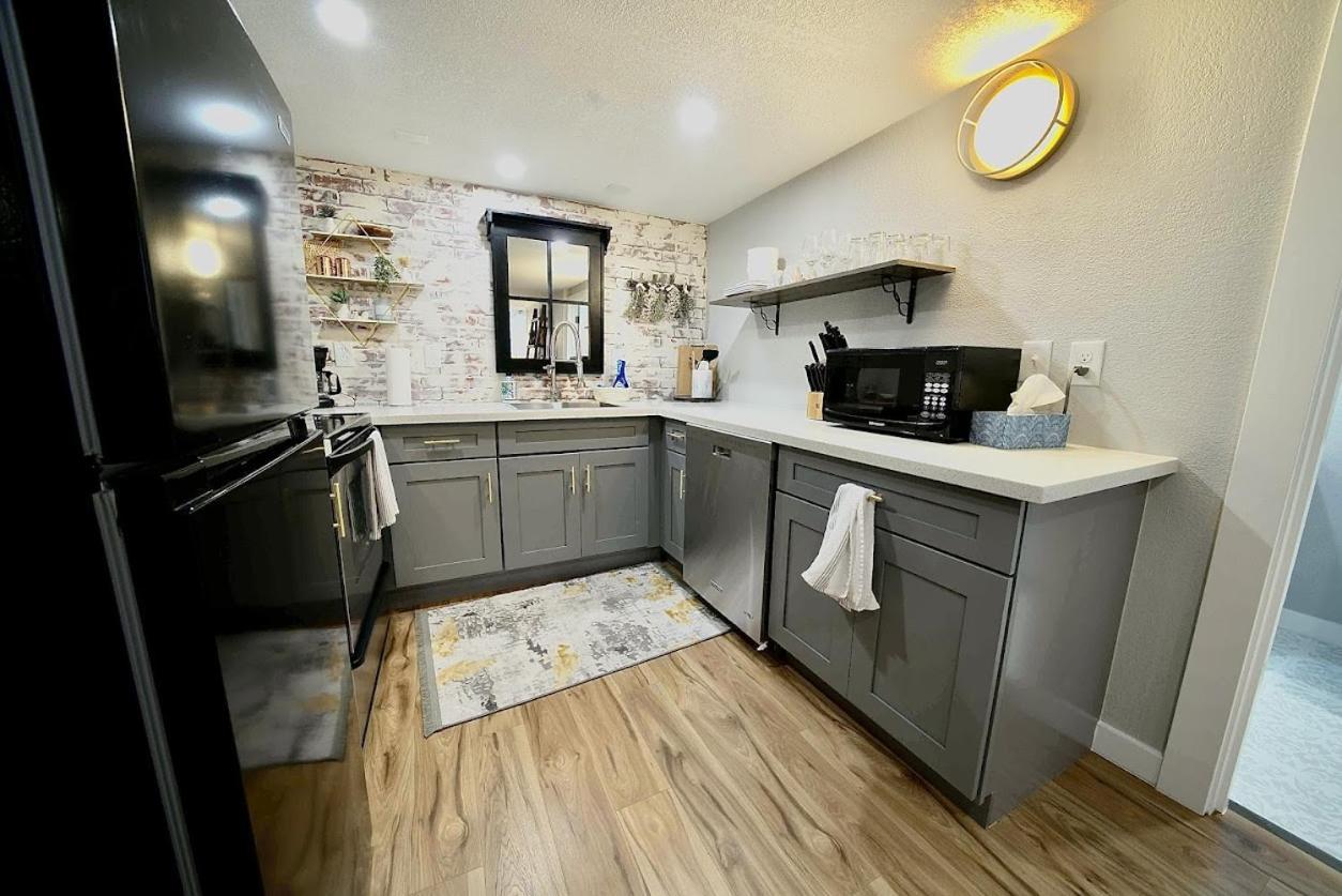 Monteith Hideaway In Downtown Monteith District Villa อัลบานี ภายนอก รูปภาพ